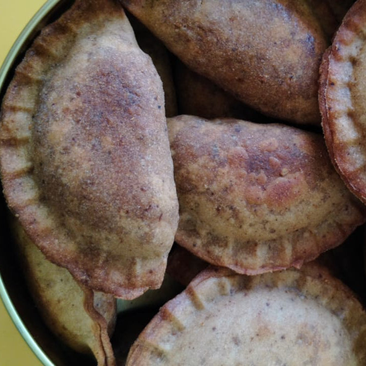 π Whole Wheat Baked Gujhiya β A Guilt-Free Festive Classic π