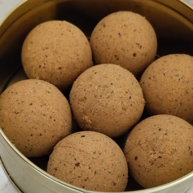 Besan Laddoo – A Clean Take on a Classic Indian Treat