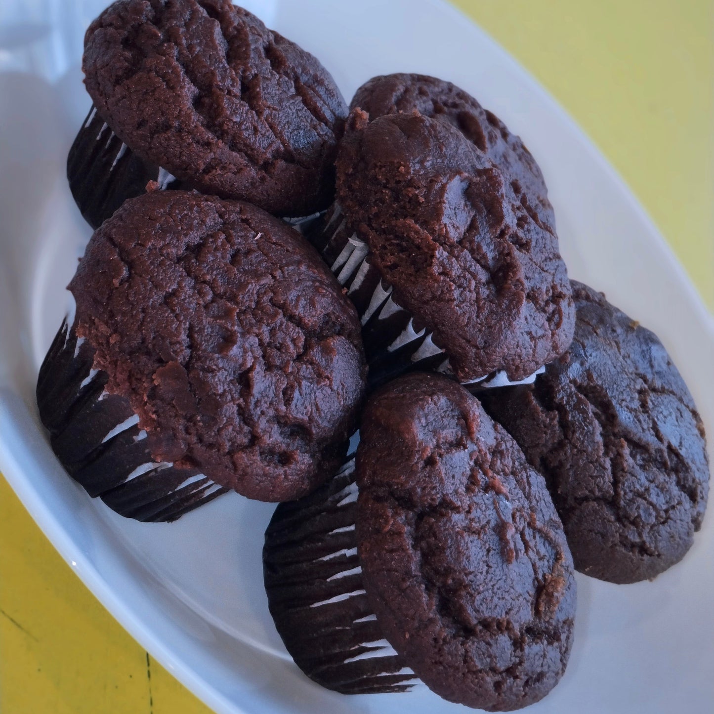 🌟 Whole Wheat Chocolate Muffins – Guilt-Free Chocolate Bliss 🌟