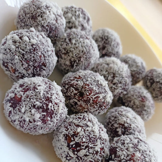 🌟 Raw Almond Beetroot Laddoo – Pure Energy in Every Bite 🌟